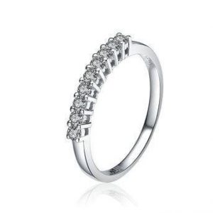 18ct White Gold Claw Set Diamond Wedding Ring