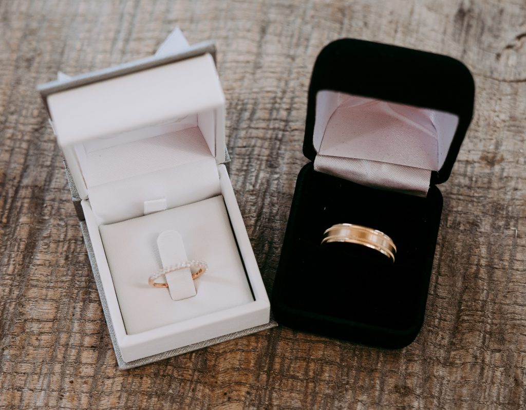 Express your love and commitment with men’s gold rings in Melbourne Men typically put a great deal of thought into selecting engagement rings for their partners, but when it comes to choosing his wedding band, it may be a little trickier to figure out all the options However, it would help if...