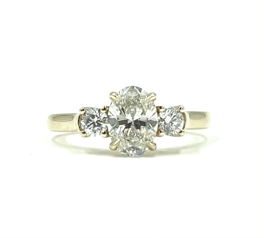 18ct White Gold Round Brilliant Cut Diamond Engagement Ring-FJ0047 View ...