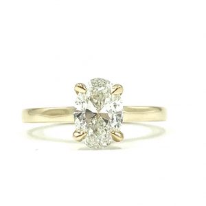18ct Yellow Gold Oval Diamond Solitaire Engagement Ring.