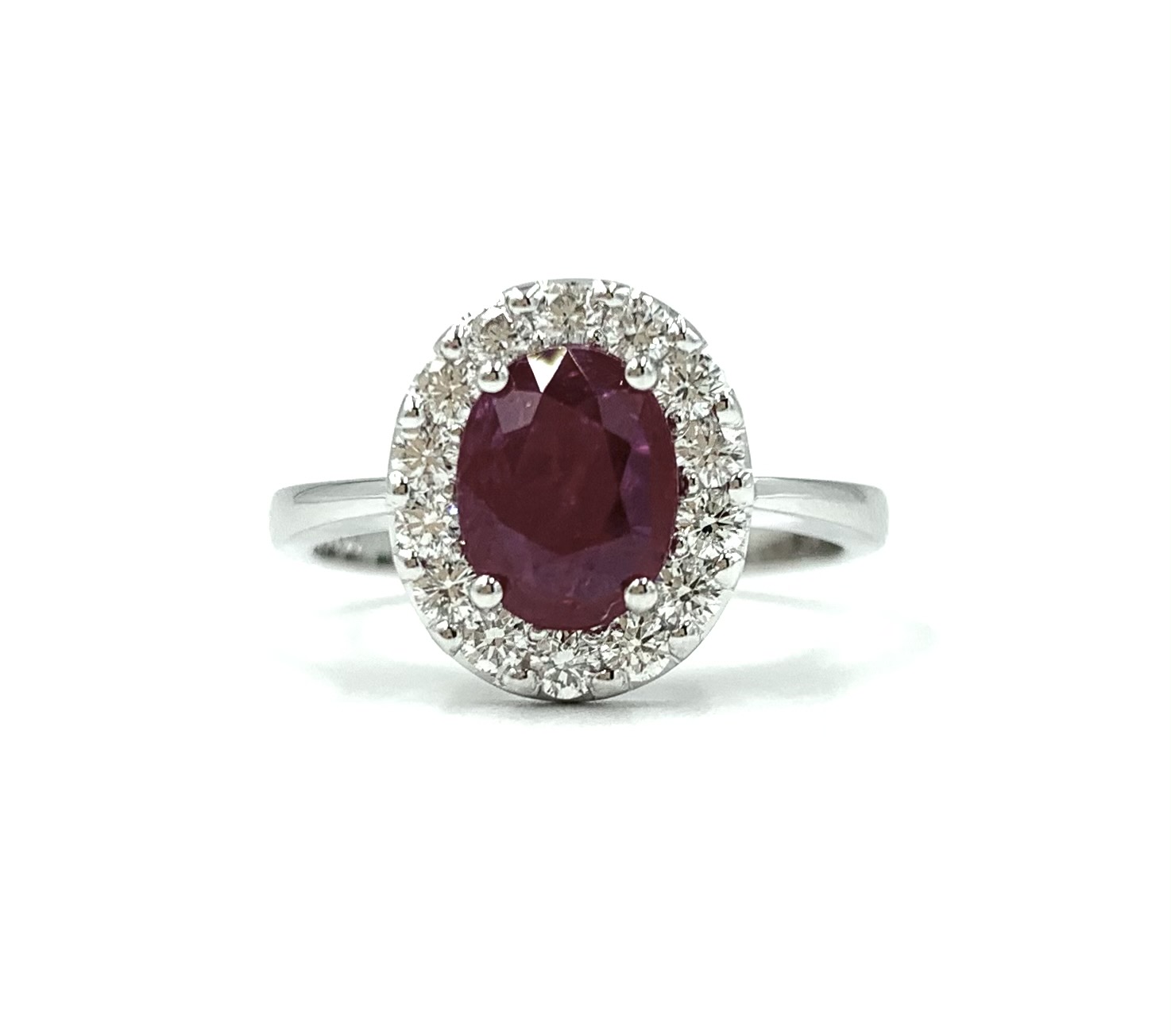 18ct White Gold Ruby